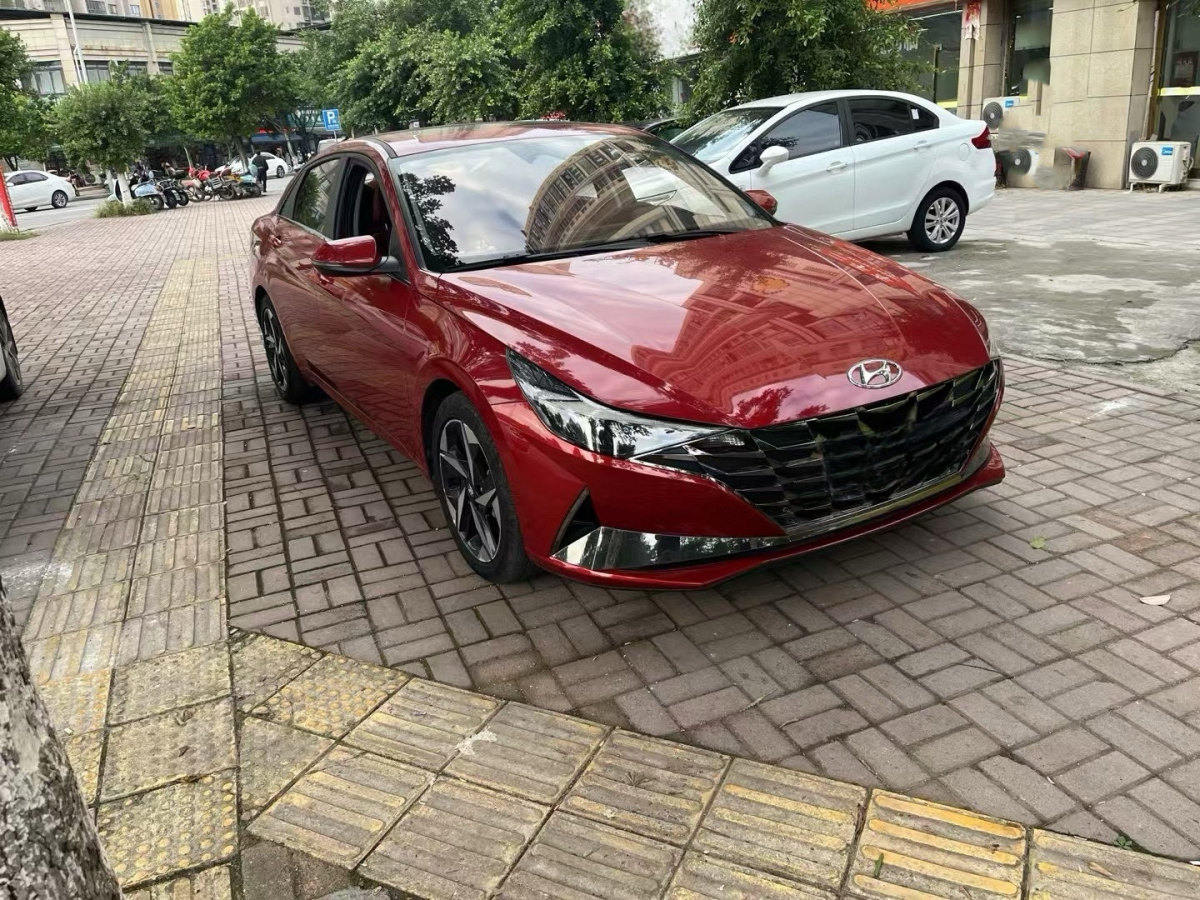 現(xiàn)代 伊蘭特  2022款 1.5L CVT LUX尊貴版圖片