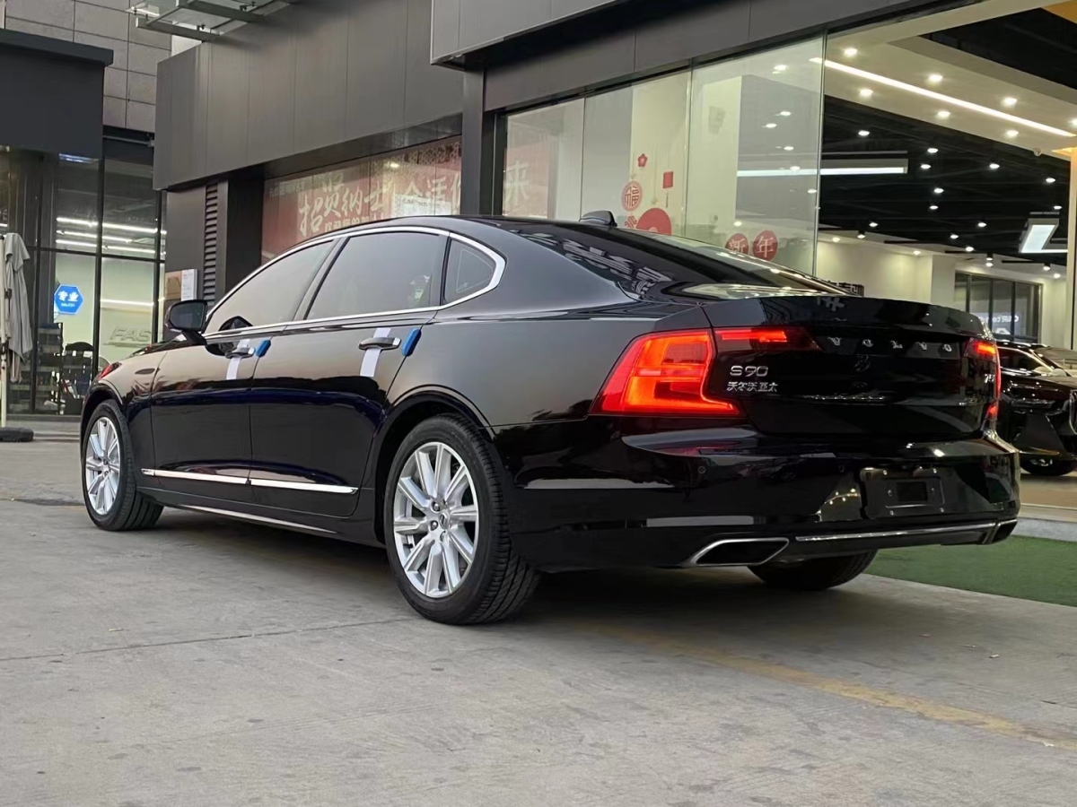 沃爾沃 S90  2020款 改款 T5 智逸豪華版圖片