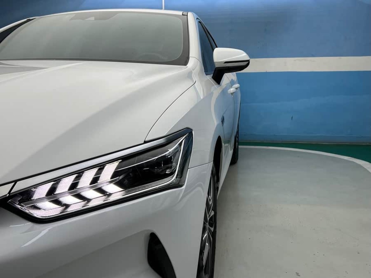 比亞迪 秦PLUS  2021款 EV 500KM 尊貴型圖片