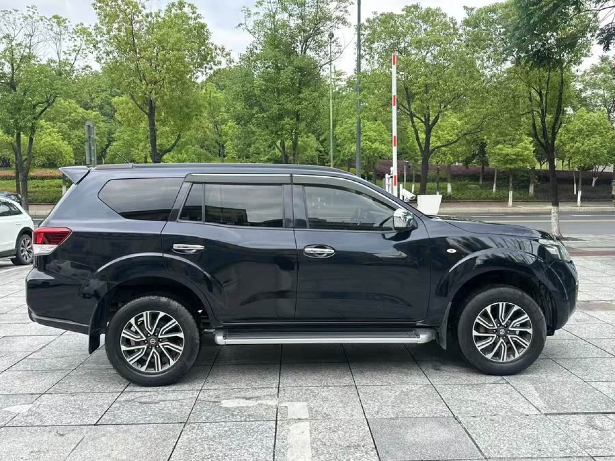 日產(chǎn) 途達(dá)  2018款 2.5L 自動(dòng)兩驅(qū)豪華版圖片