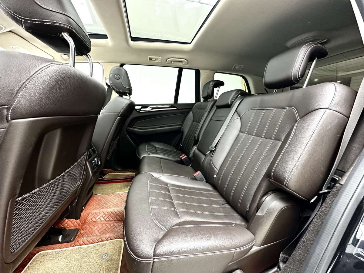 奔驰 奔驰GLS  2019款 GLS 400 4MATIC动感型臻藏版图片