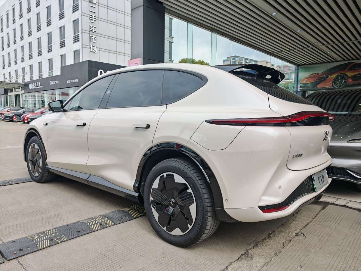 2024年8月智己 智己LS7  2023款 77kWh Urban Fit后驅(qū)版