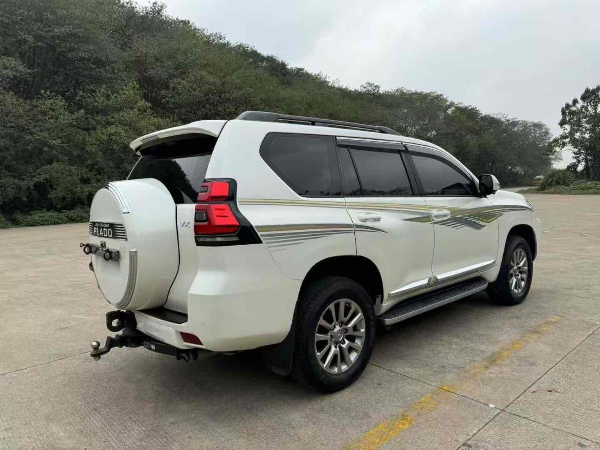 豐田 普拉多  2019款 3.5L 自動TX-L尊享版后掛備胎圖片