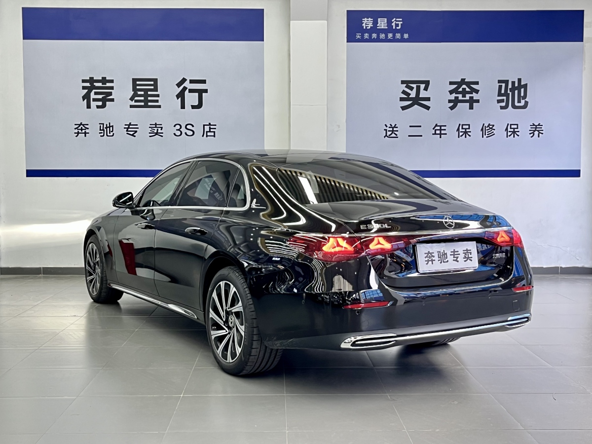 奔馳 奔馳E級(jí)  2024款 E 300 L 豪華型圖片