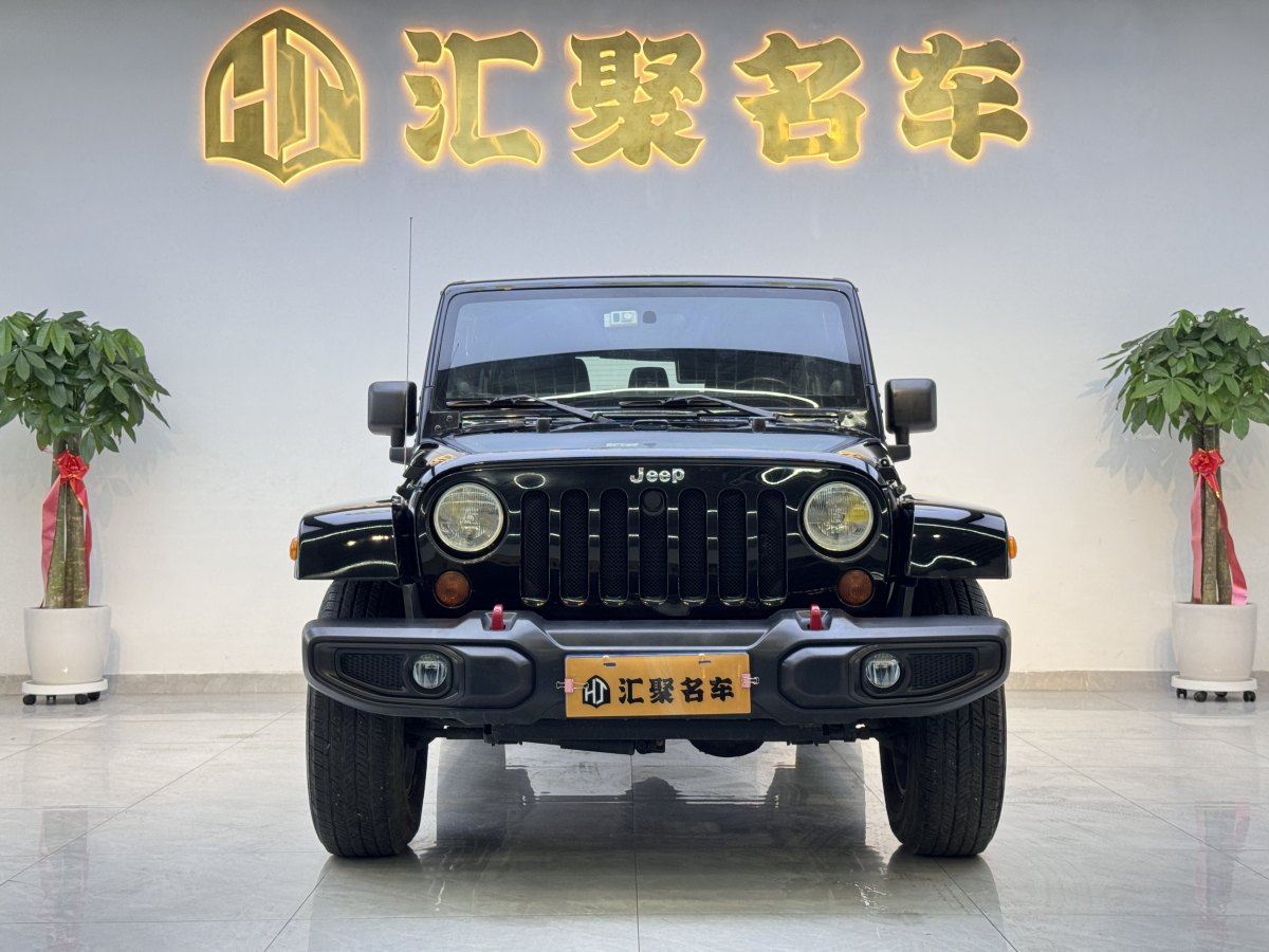 Jeep 牧馬人  2012款 3.6L Sahara 四門版圖片