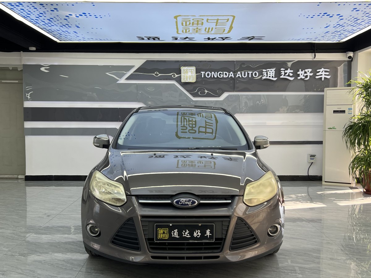 福特 ?？怂? 2012款 三廂 1.6L 自動風(fēng)尚型圖片