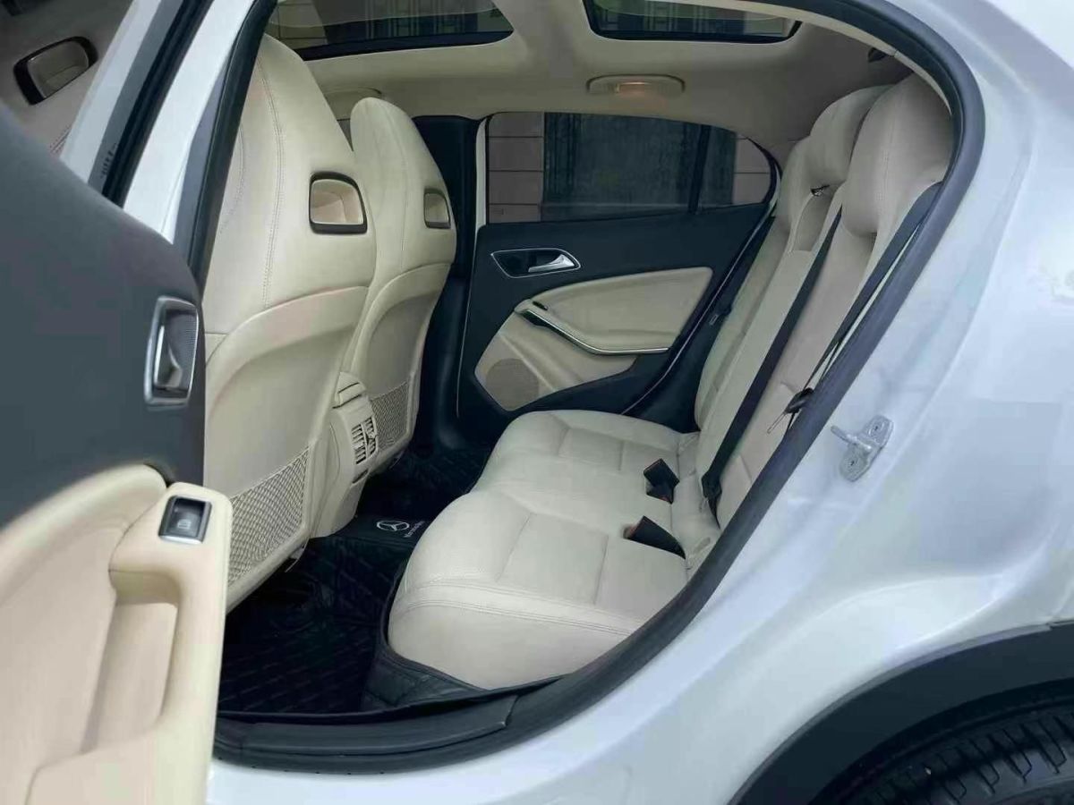 奔馳 奔馳GLA AMG  2016款 AMG GLA 45 4MATIC圖片
