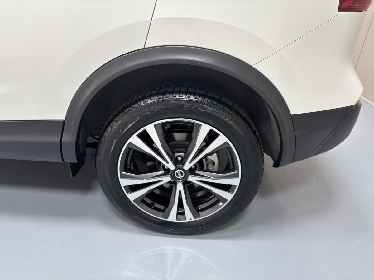 日產(chǎn) 逍客  2017款 2.0L CVT豪華版 國VI圖片