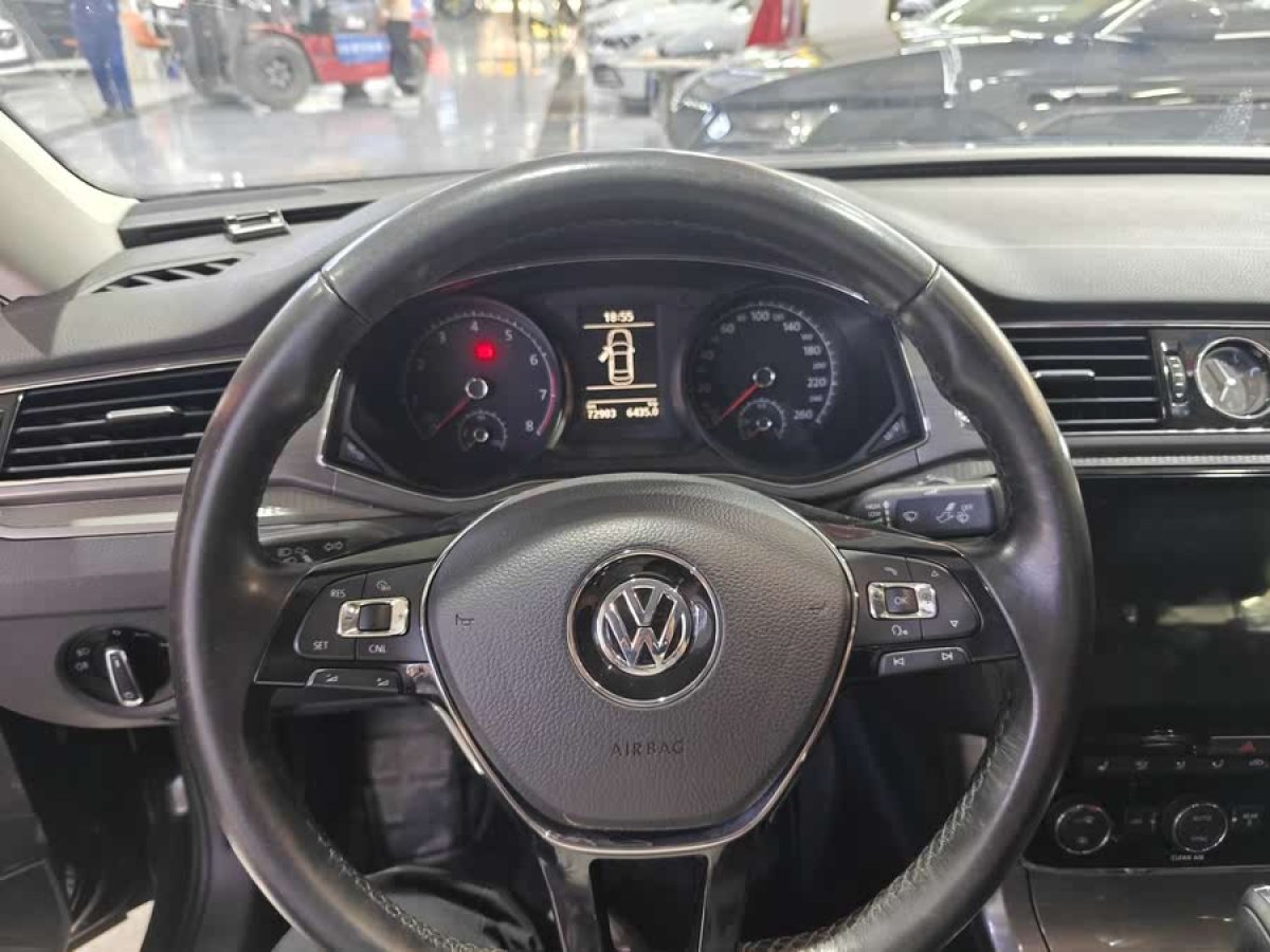 大眾 帕薩特  2016款 280TSI DSG尊榮版圖片