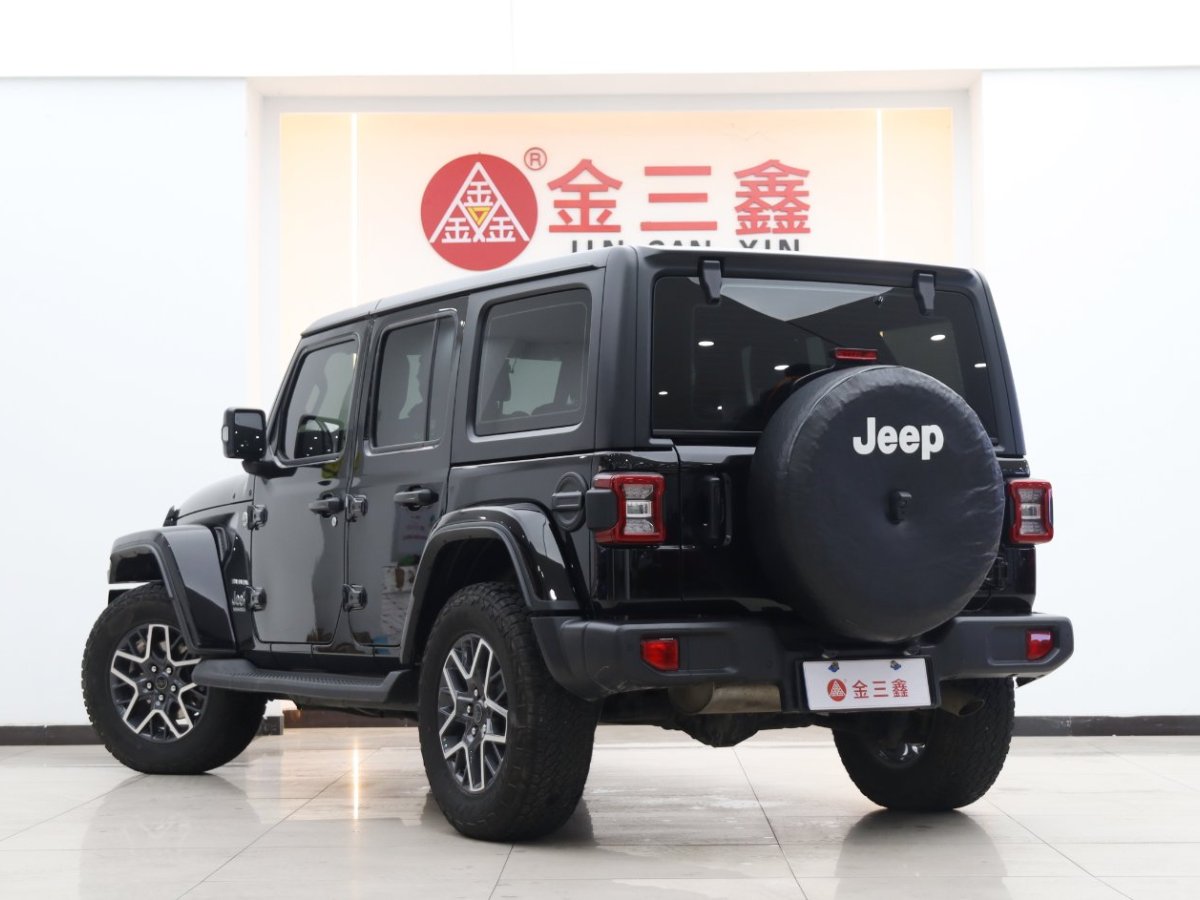 2023年9月Jeep 牧馬人  2024款 2.0T 撒哈拉四門版