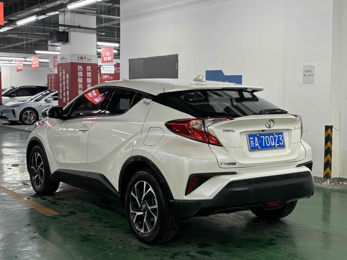 2021年3月豐田 C-HR  2020款 2.0L 領(lǐng)先版