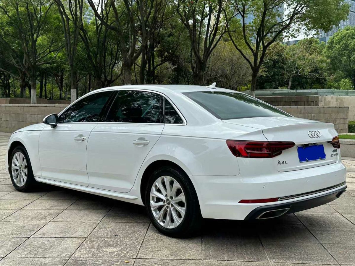 奧迪 奧迪A4L  2020款 35 TFSI 時(shí)尚動(dòng)感型圖片