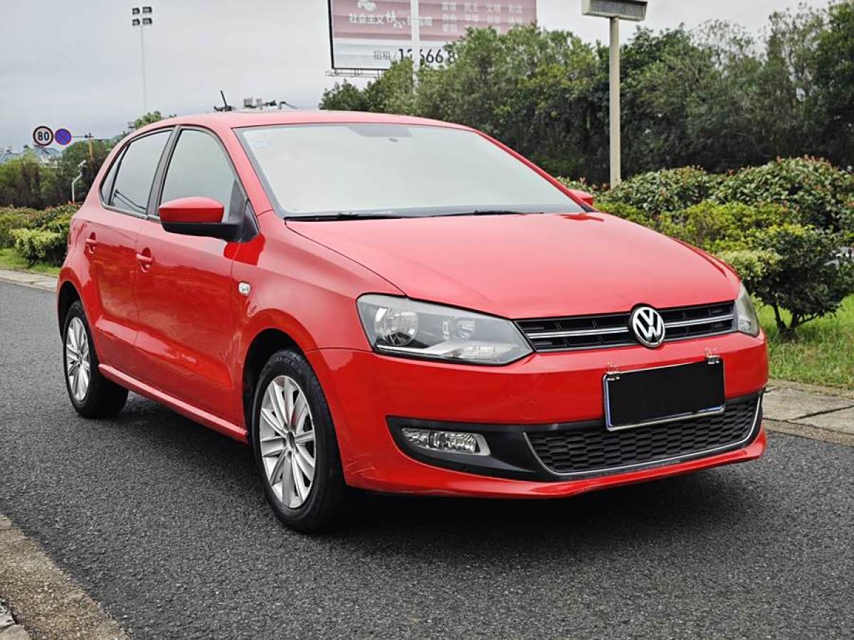 2013年4月大眾 Polo  2013款 1.6L 自動豪華版