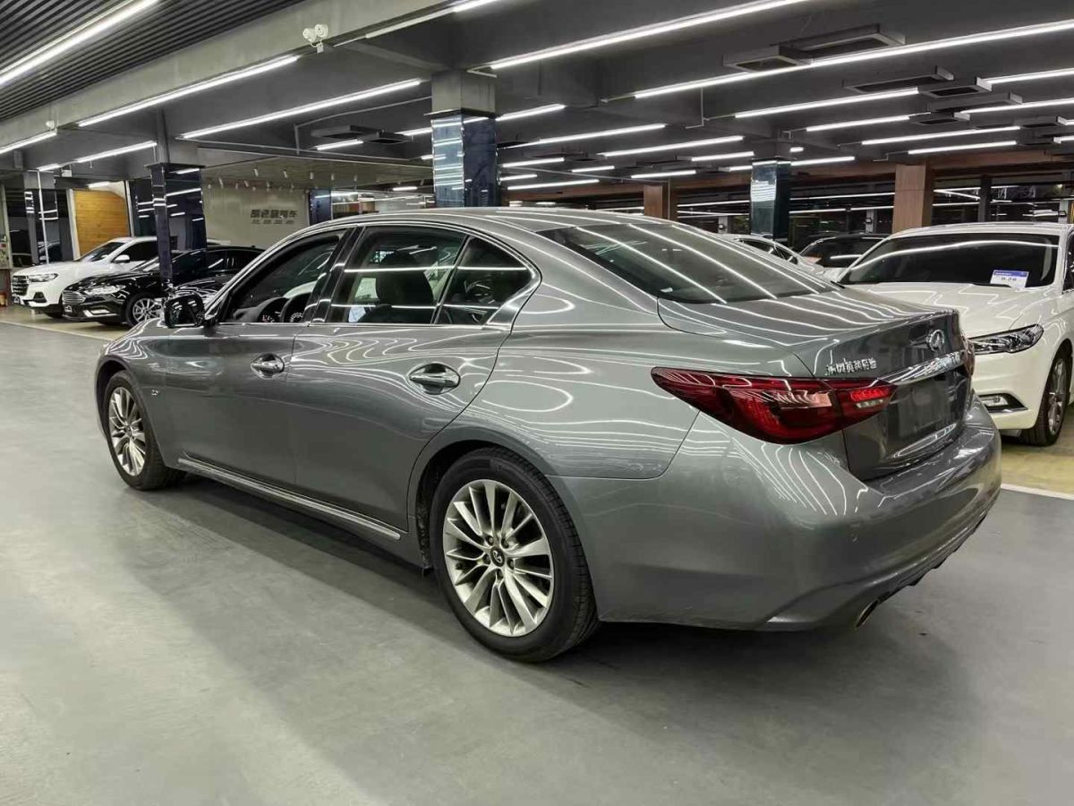 英菲尼迪 Q50L  2018款  2.0T 舒適版 國(guó)VI圖片