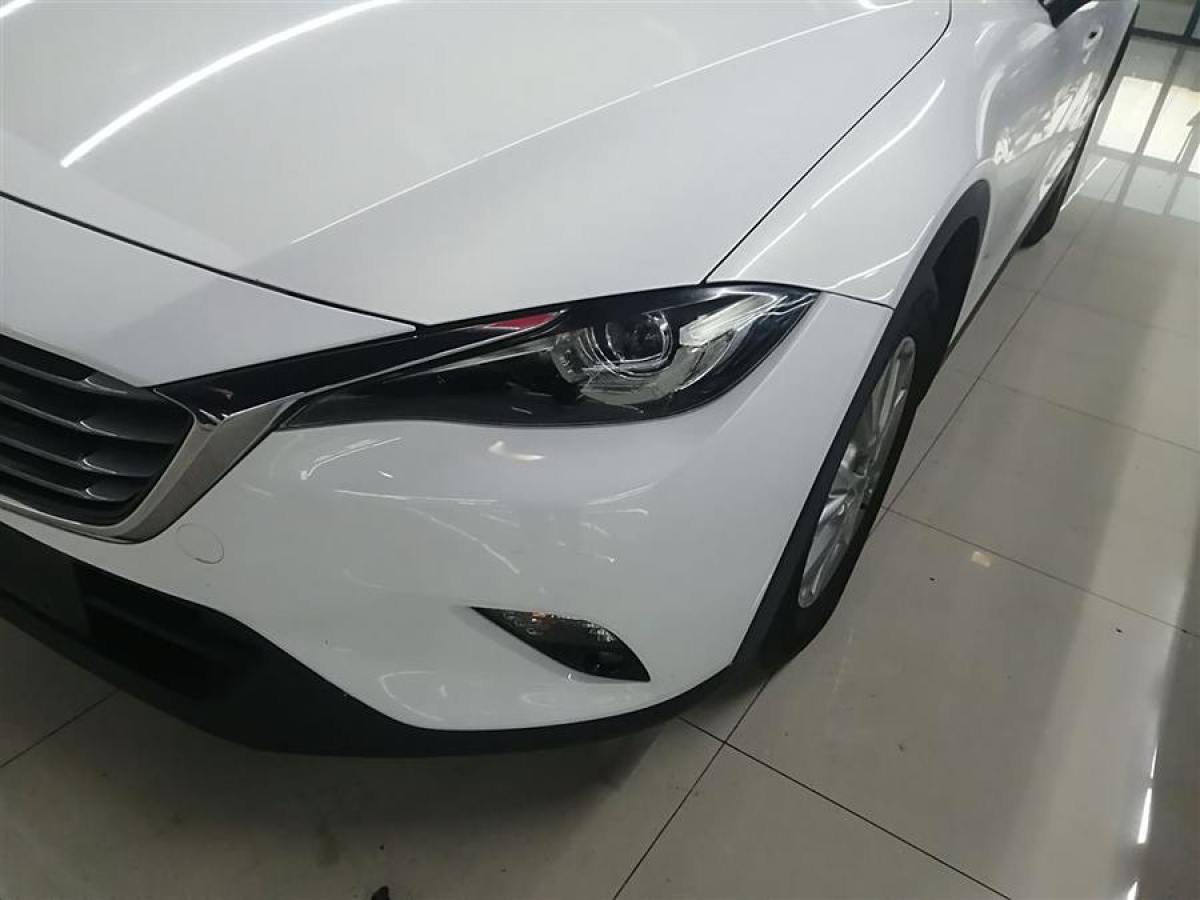 馬自達 CX-4  2016款 2.0L 自動兩驅(qū)藍天領(lǐng)先版圖片