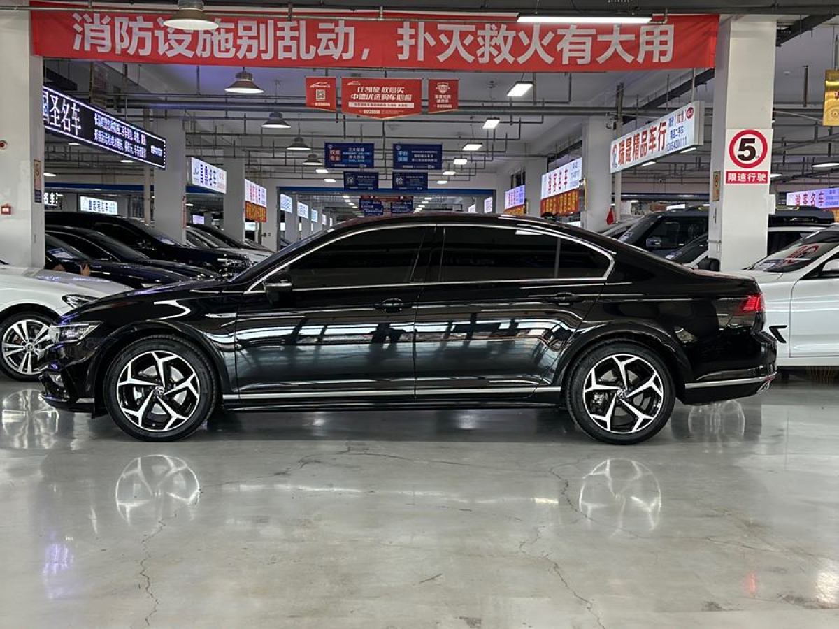 大眾 邁騰  2023款 200萬輛紀念版 330TSI DSG豪華型圖片