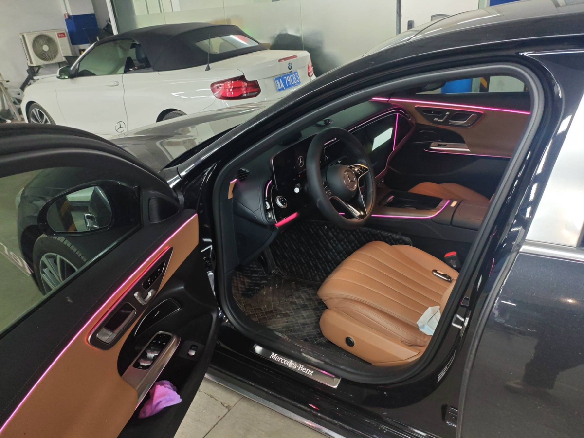奔馳 奔馳E級(jí)  2024款 E 300 L 時(shí)尚型圖片