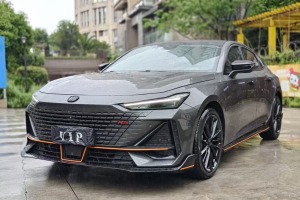長(zhǎng)安UNI-V 長(zhǎng)安 1.5T 運(yùn)動(dòng)版