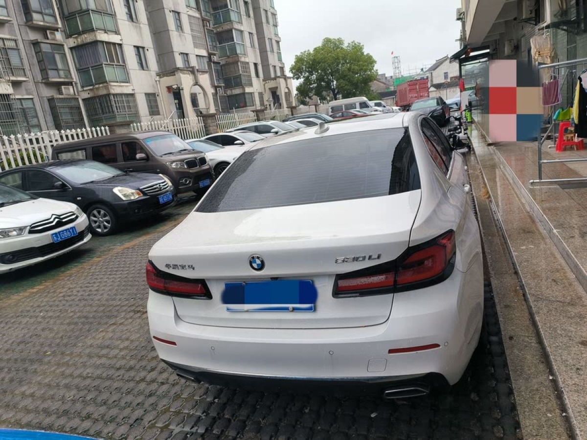 寶馬 寶馬5系  2022款 530Li 領(lǐng)先型 豪華套裝圖片
