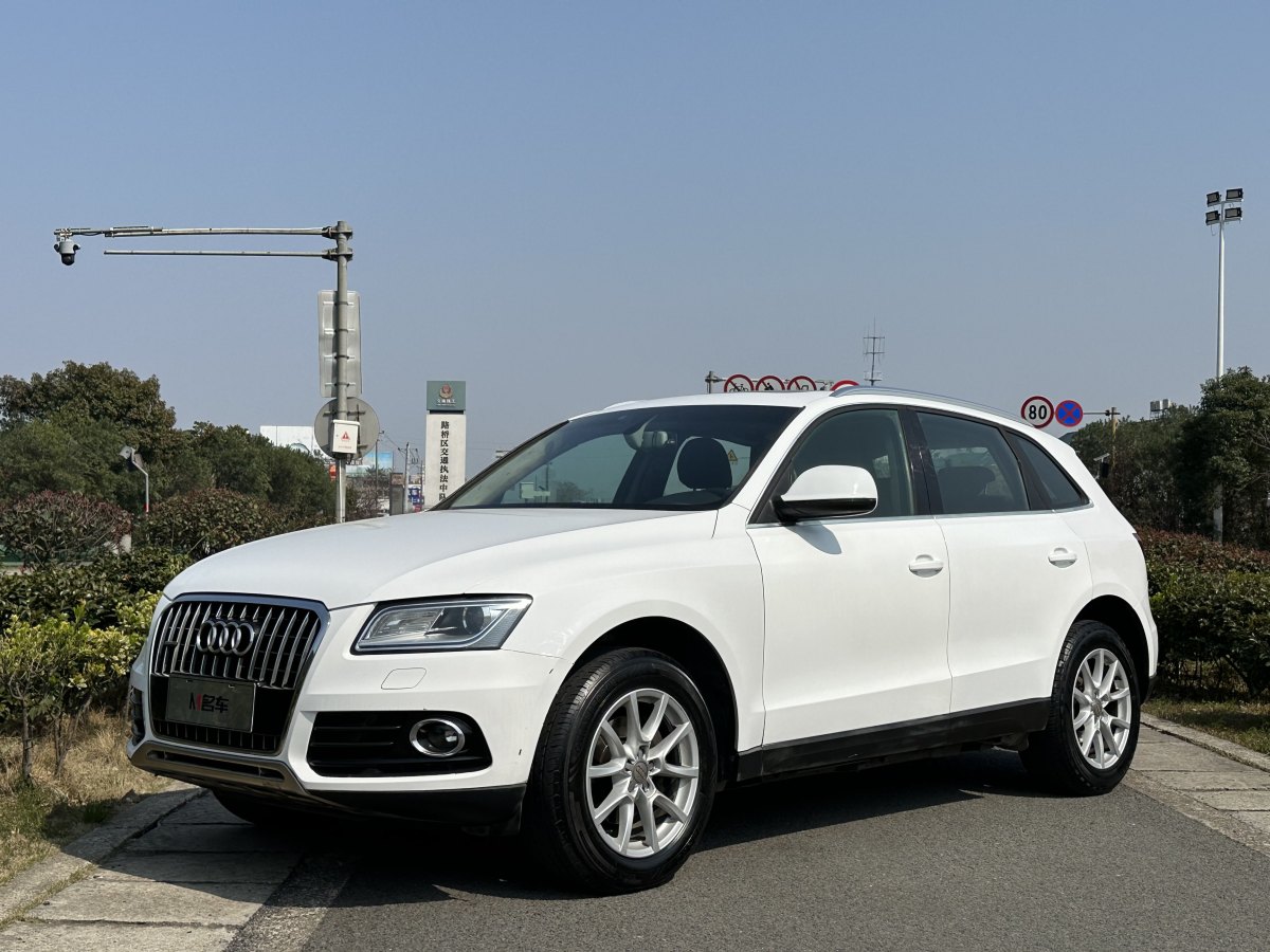 2014年4月奧迪 奧迪Q5  2013款 40 TFSI 進(jìn)取型