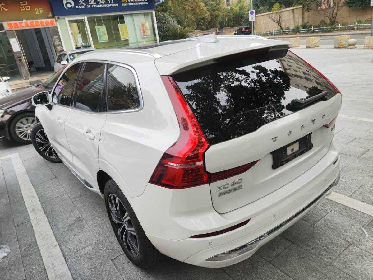 沃爾沃 XC60  2022款 B5 四驅(qū)智遠(yuǎn)豪華版圖片