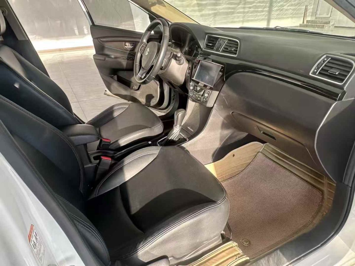 鈴木 啟悅  2018款 1.6L 手動(dòng)Pro版樂享型圖片