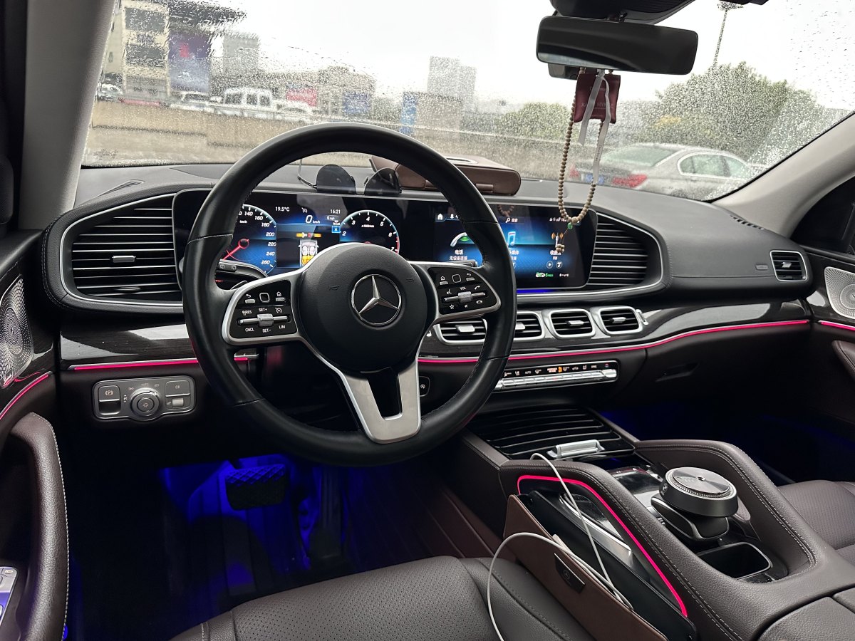 奔馳 奔馳GLE  2023款 GLE 350 4MATIC 時(shí)尚型圖片