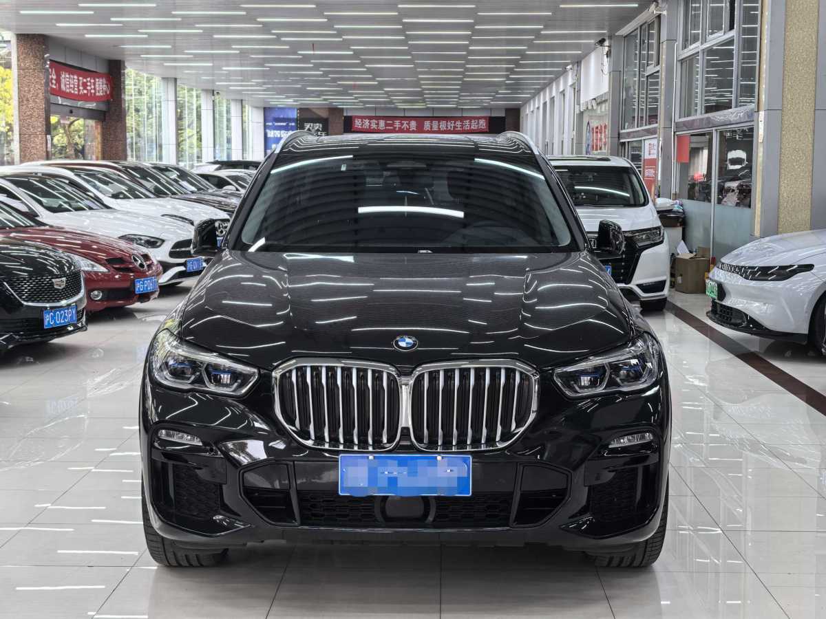 寶馬 寶馬X5  2021款 改款 xDrive40i 尊享型 M運(yùn)動套裝圖片