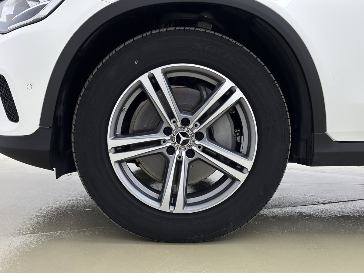 奔馳 奔馳GLC  2018款 改款 GLC 260 4MATIC 動感型圖片