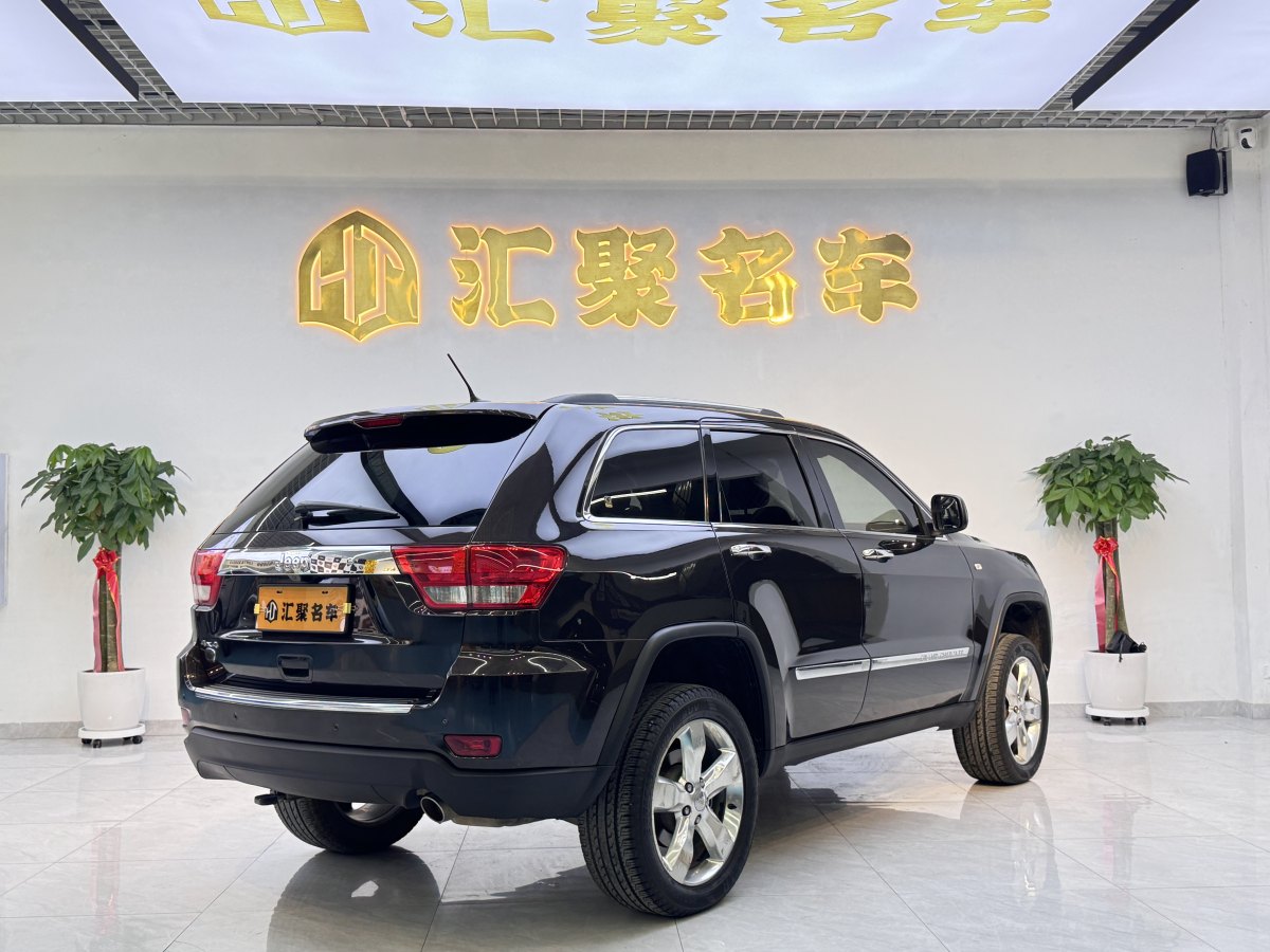 Jeep 大切諾基  2013款 3.6L 旗艦尊崇版圖片