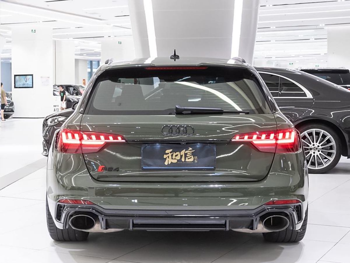 奧迪 奧迪RS 4  2023款 RS4 Avant 黑曜版圖片