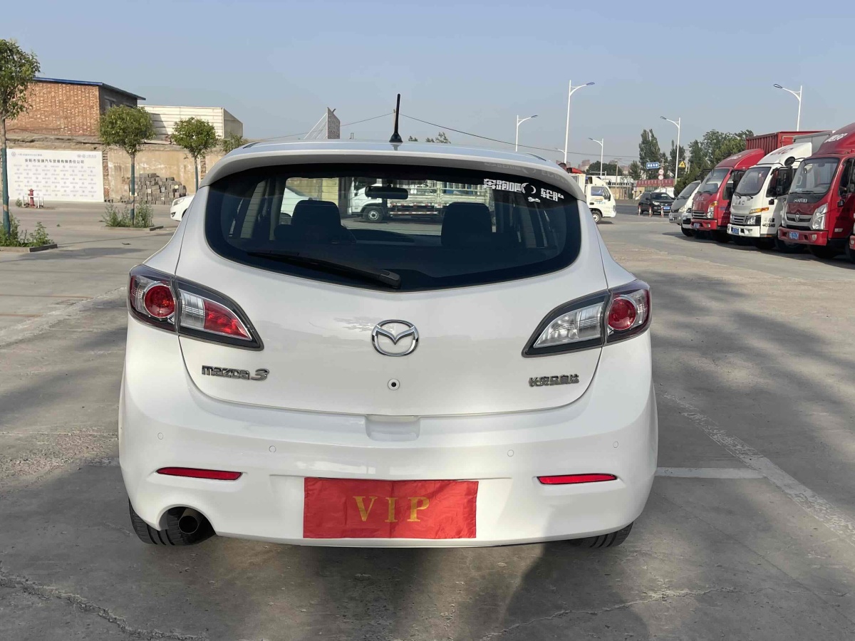 馬自達(dá) 馬自達(dá)3星騁  2012款 兩廂 1.6L 手動(dòng)舒適型圖片