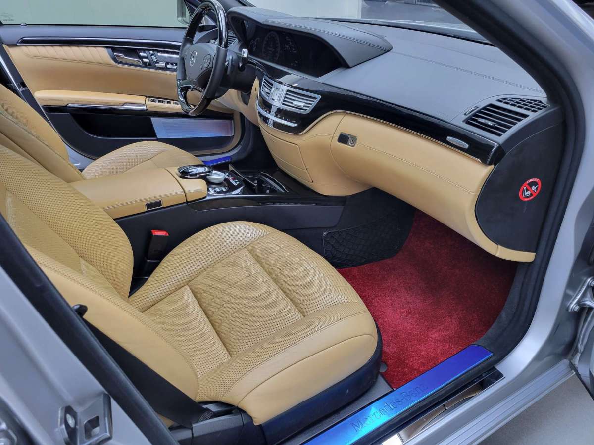 奔驰 奔驰S级  2012款 S 600 L Grand Edition designo图片