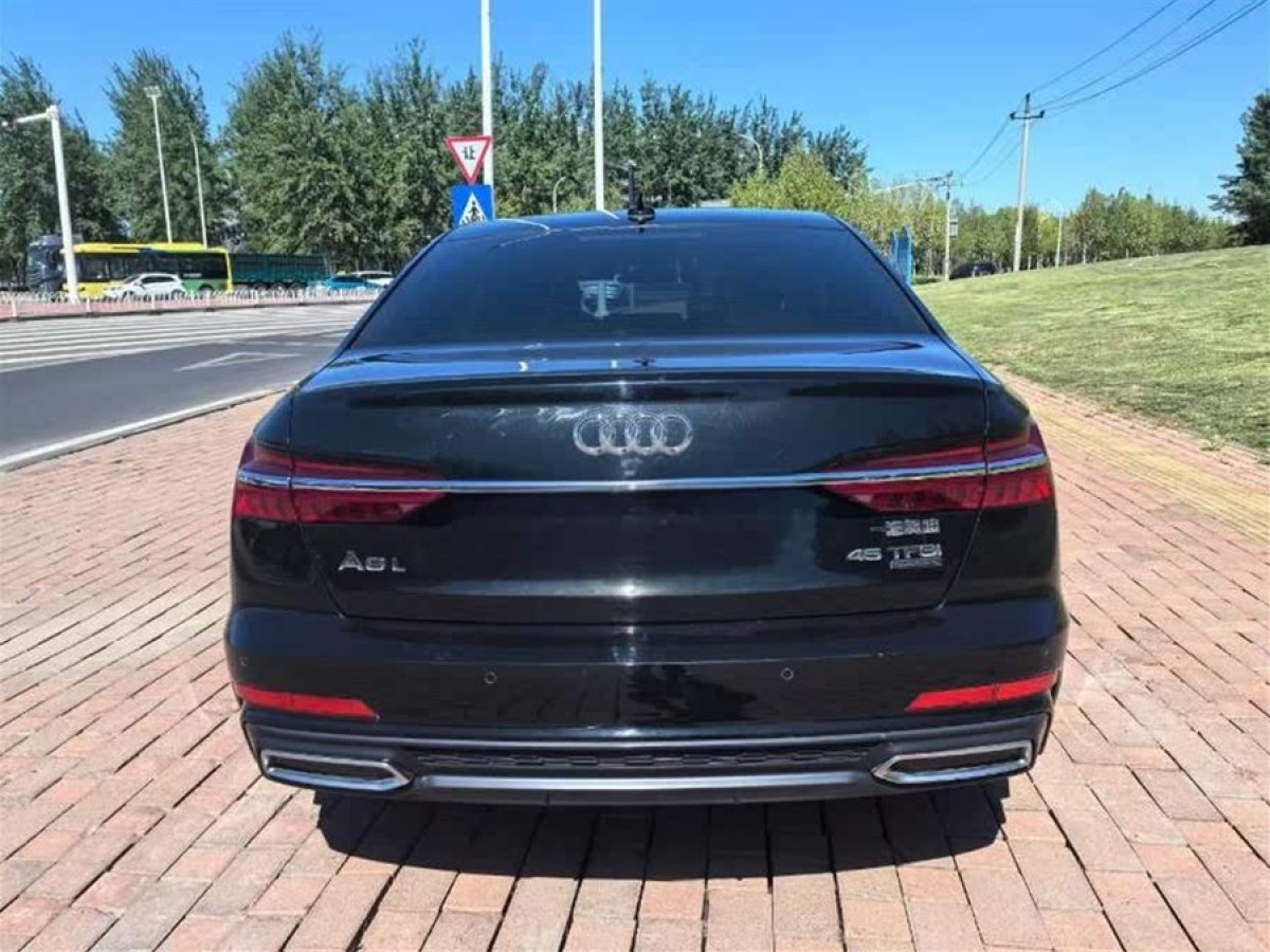 奧迪 奧迪A6L  2021款 45 TFSI quattro 臻選動感型圖片
