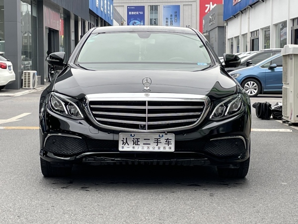 奔驰 奔驰E级  2020款 E 300 L 时尚型