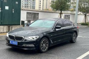 宝马5系 宝马 525Li 2.0T M运动套装