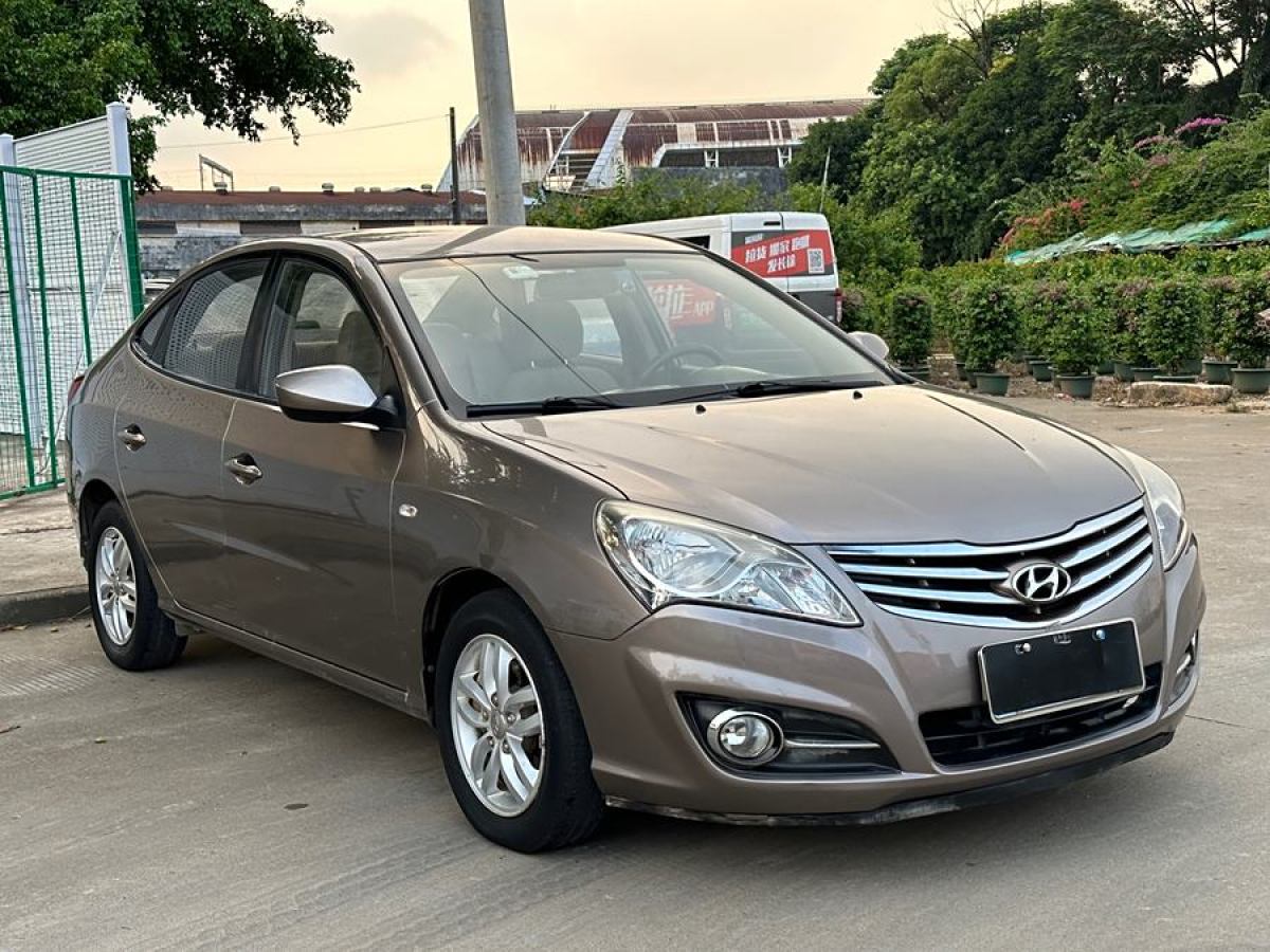 現(xiàn)代 悅動  2011款 1.6L 自動舒適型圖片