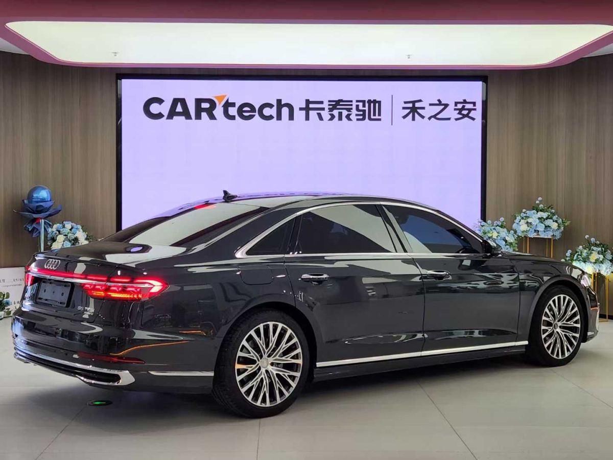 奧迪 奧迪A8  2023款 A8L 60 TFSI quattro圖片