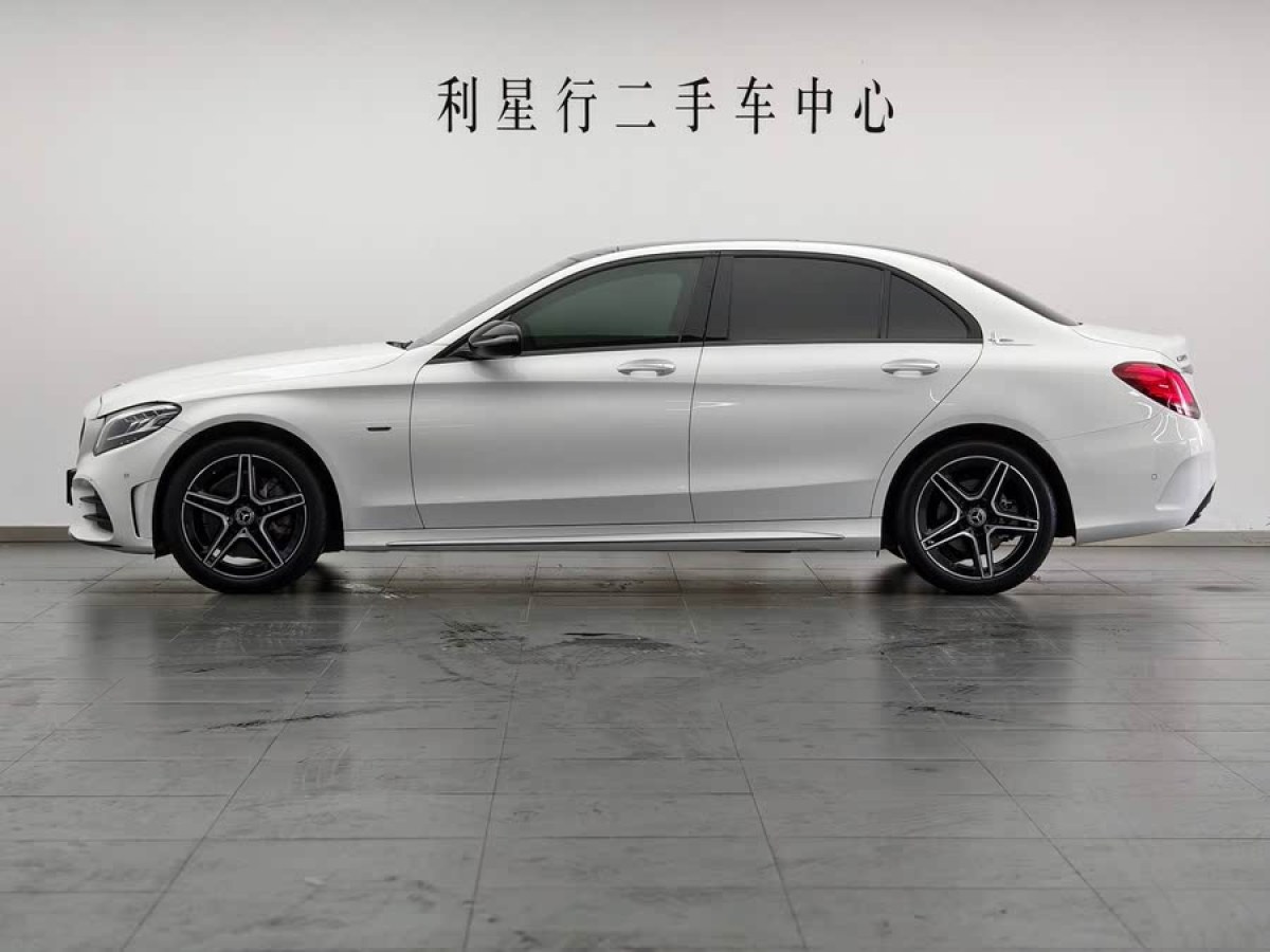 奔馳 奔馳C級(jí)  2021款 C 260 L 運(yùn)動(dòng)星耀臻藏版圖片