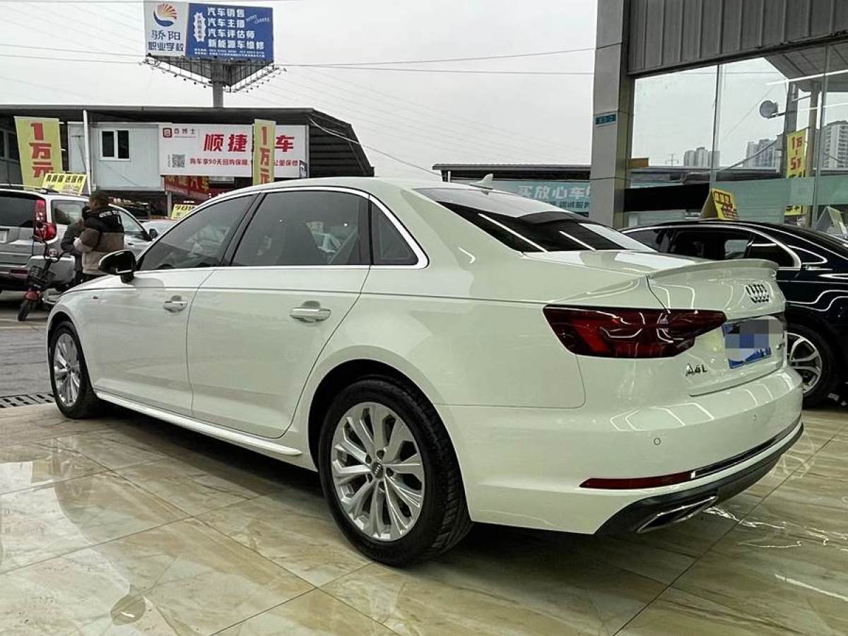 奧迪 奧迪A4L  2019款 40 TFSI 進取型 國VI圖片