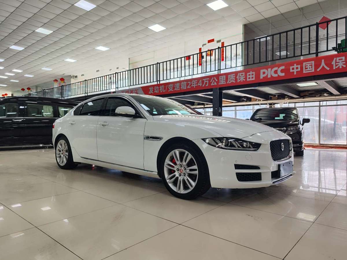 捷豹 XE  2018款 2.0T 200PS 兩驅(qū)R-Sport運動版圖片