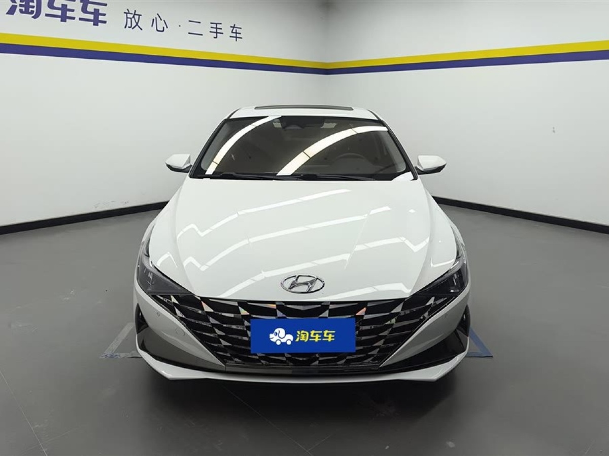 現(xiàn)代 伊蘭特  2022款 1.5L CVT LUX尊貴版圖片