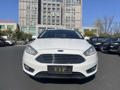 2015年11月 福特 ?？怂?三廂 EcoBoost 180 自動精英型圖片