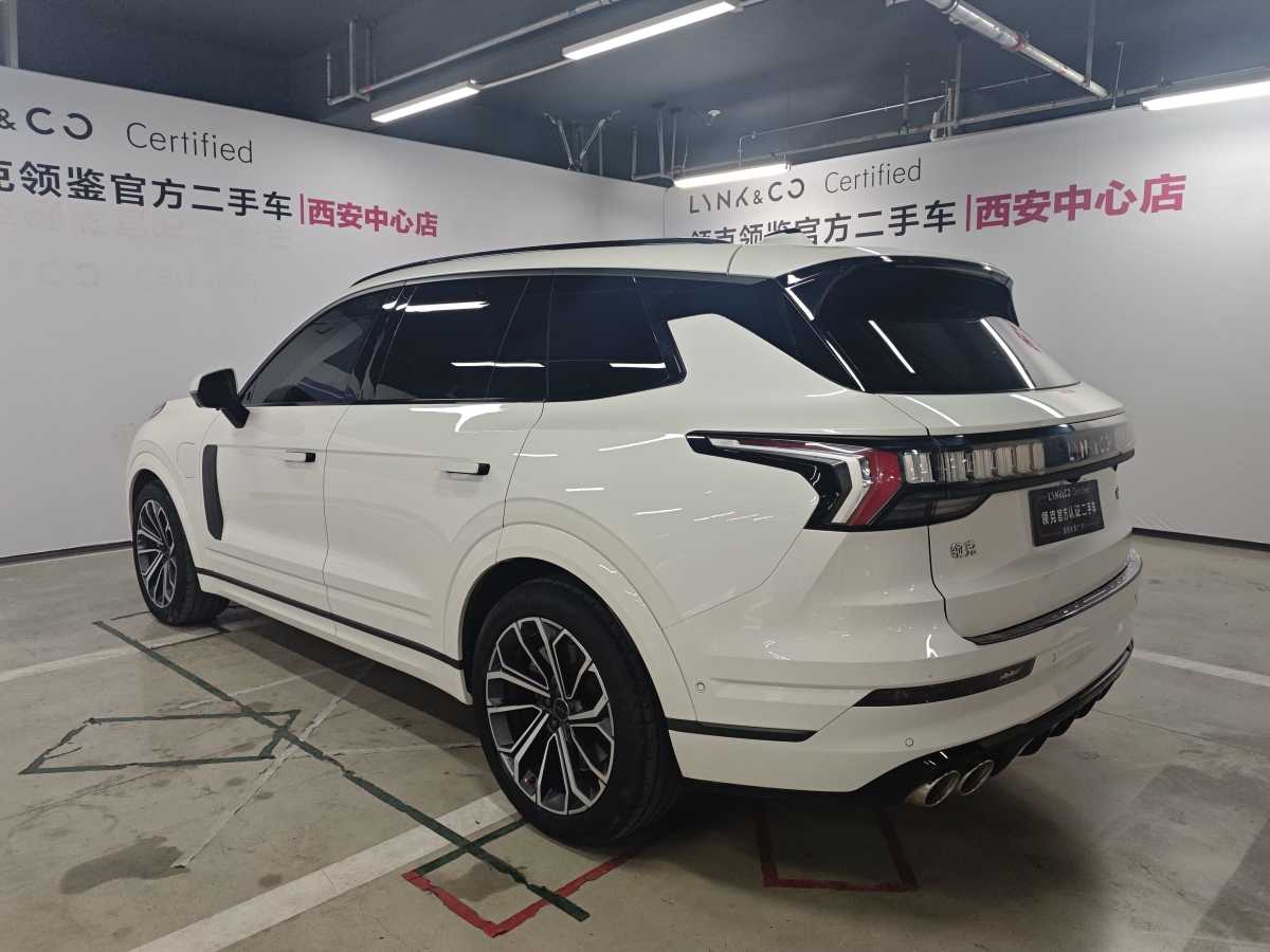 領(lǐng)克 領(lǐng)克09新能源  2021款 2.0T PHEV Halo 六座圖片