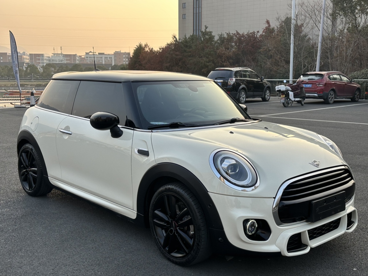 MINI MINI  2021款 1.5T COOPER 賽車手圖片