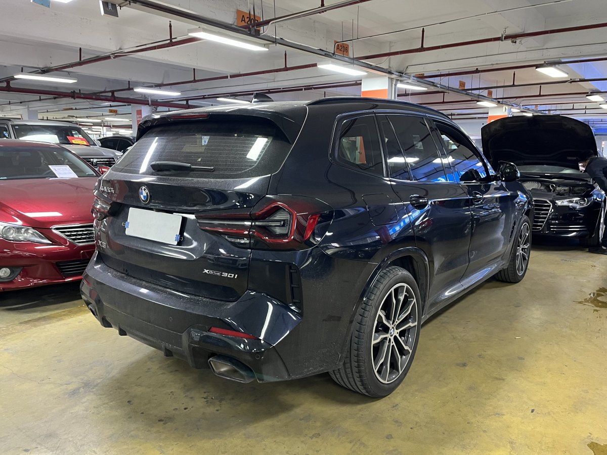 寶馬 寶馬X3  2022款 xDrive30i 領(lǐng)先型 M曜夜套裝圖片