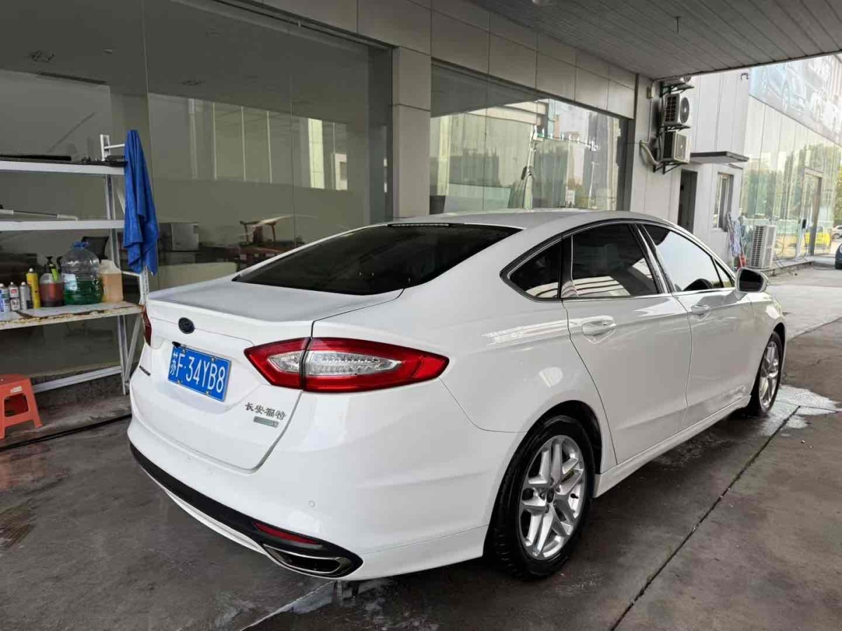 福特 蒙迪歐  2017款 改款 EcoBoost 180 時(shí)尚型圖片