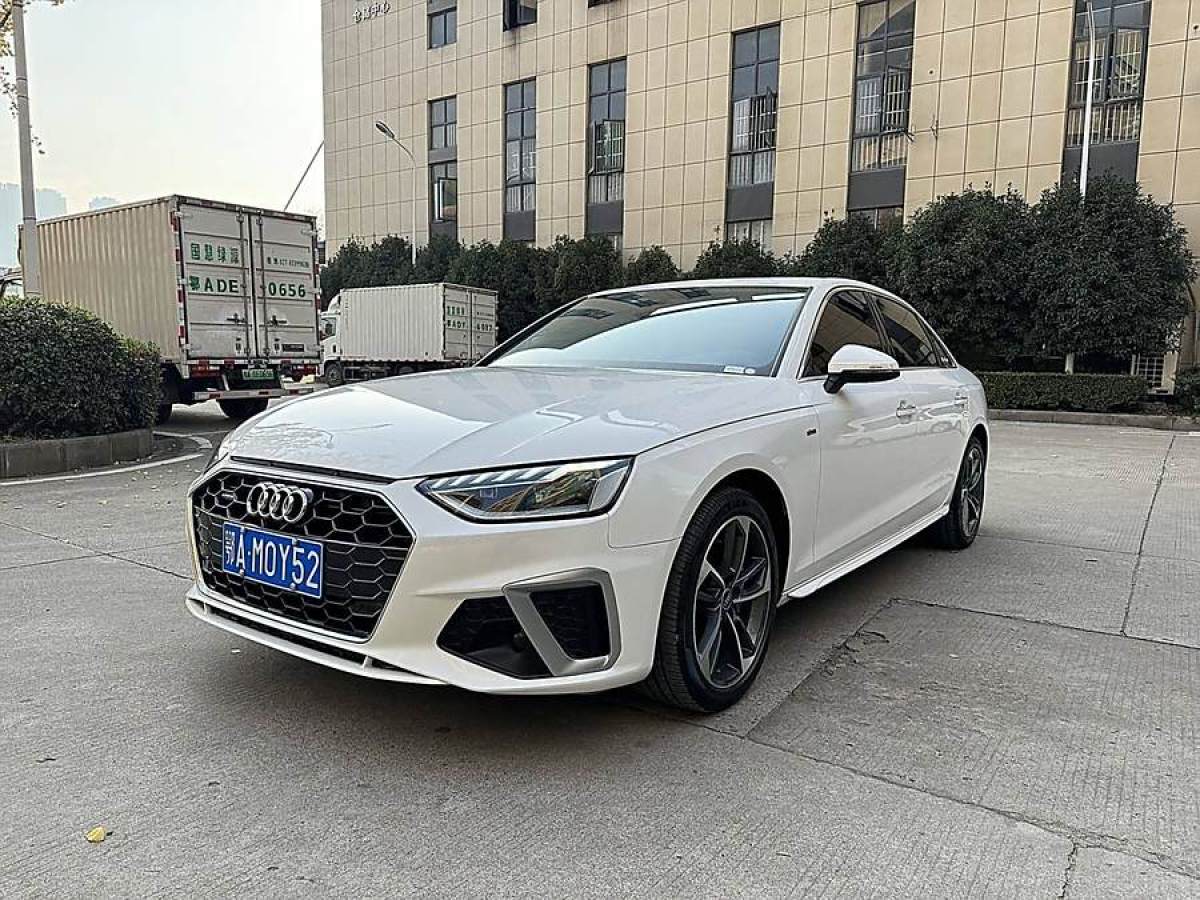 奧迪 奧迪A4L  2022款 40 TFSI 時(shí)尚動(dòng)感型圖片