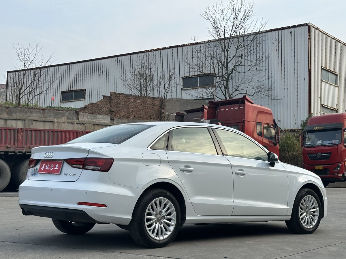 奧迪 奧迪A3  2016款 Limousine 35 TFSI 風尚型圖片