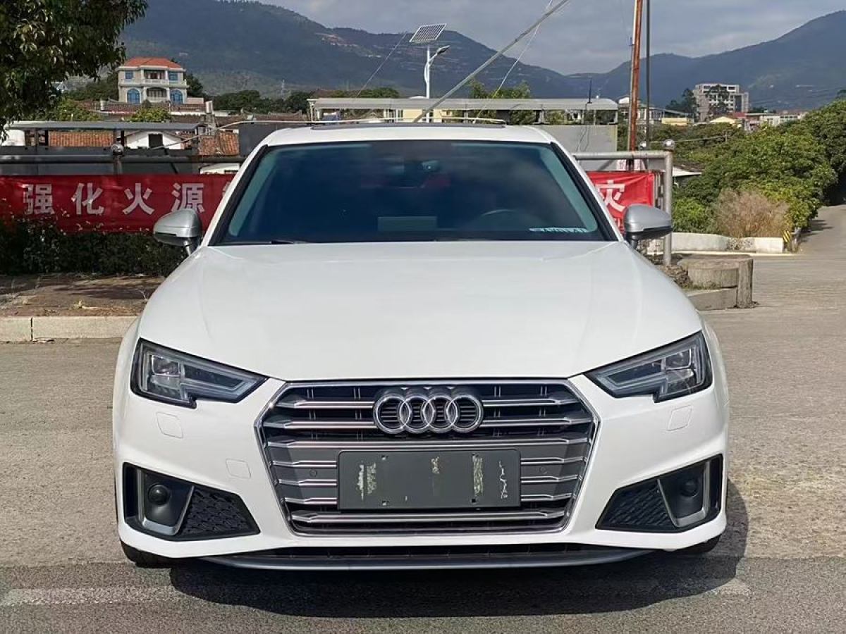 奧迪 奧迪A4L  2019款 40 TFSI 時(shí)尚型 國(guó)V圖片